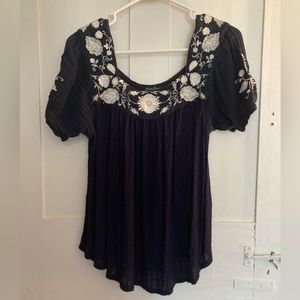 Square Neck Gauze Swing Top with Floral Embroidery